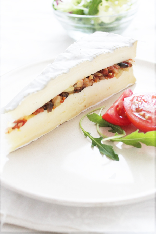 Brie Tart with mediterranean touch