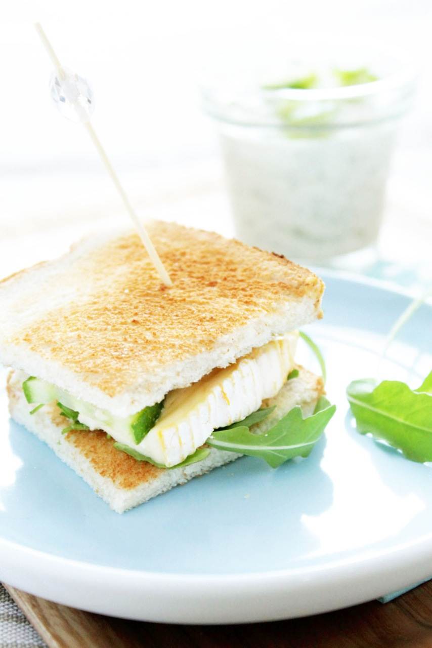 Petit Camembert club sandwich Petit Camembert club sandwich