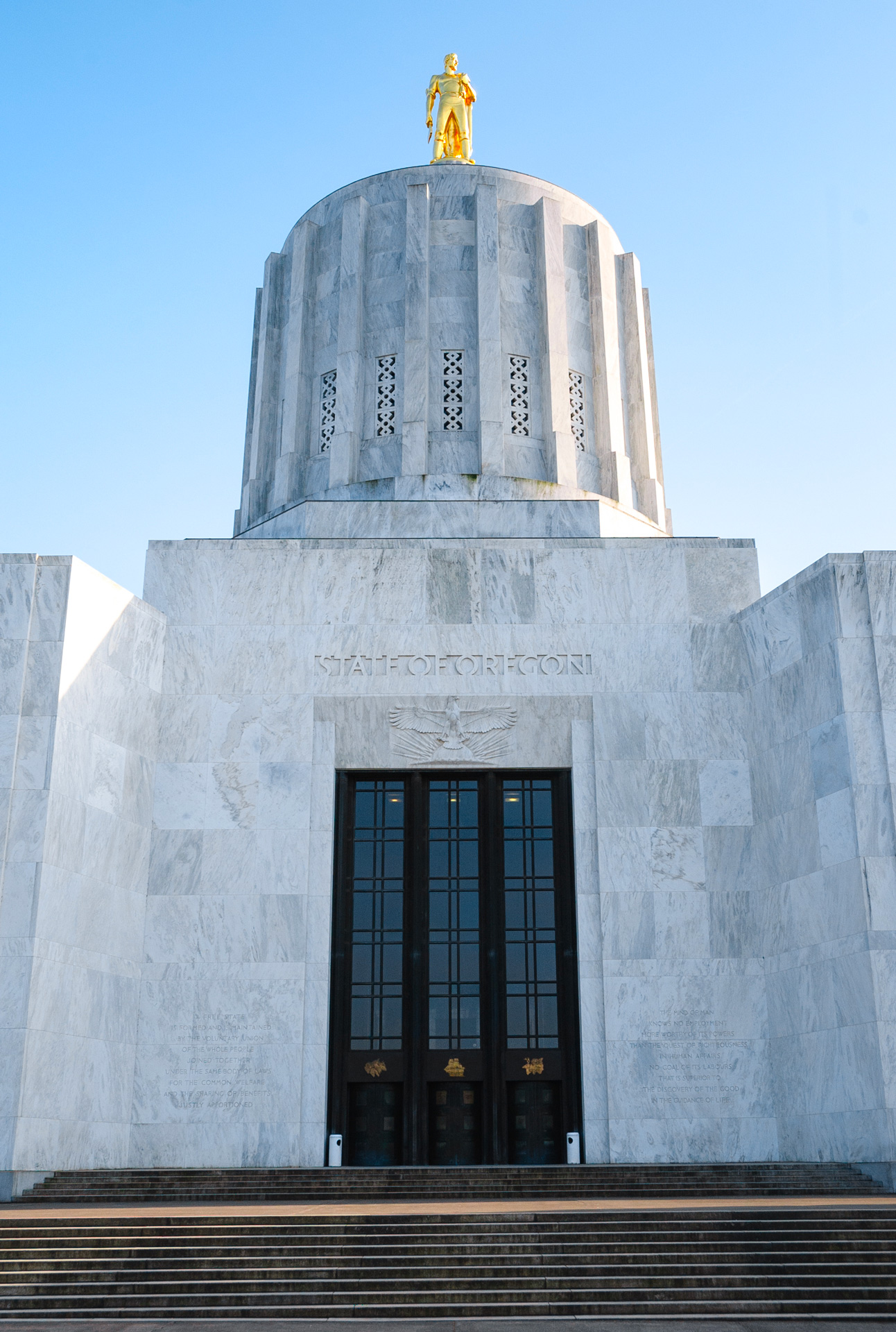  Capitol of the State of Oregon in the United States